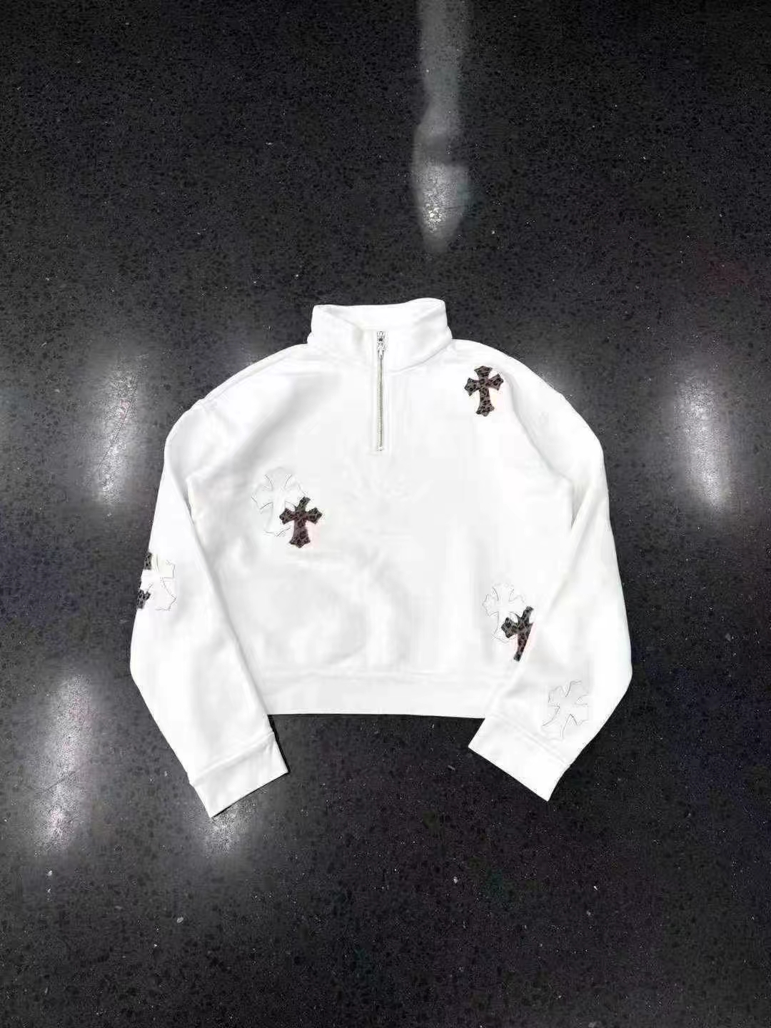クロムハーツクロス✝️ 皮張りハーフジッパーパーカーホワイト、画像1