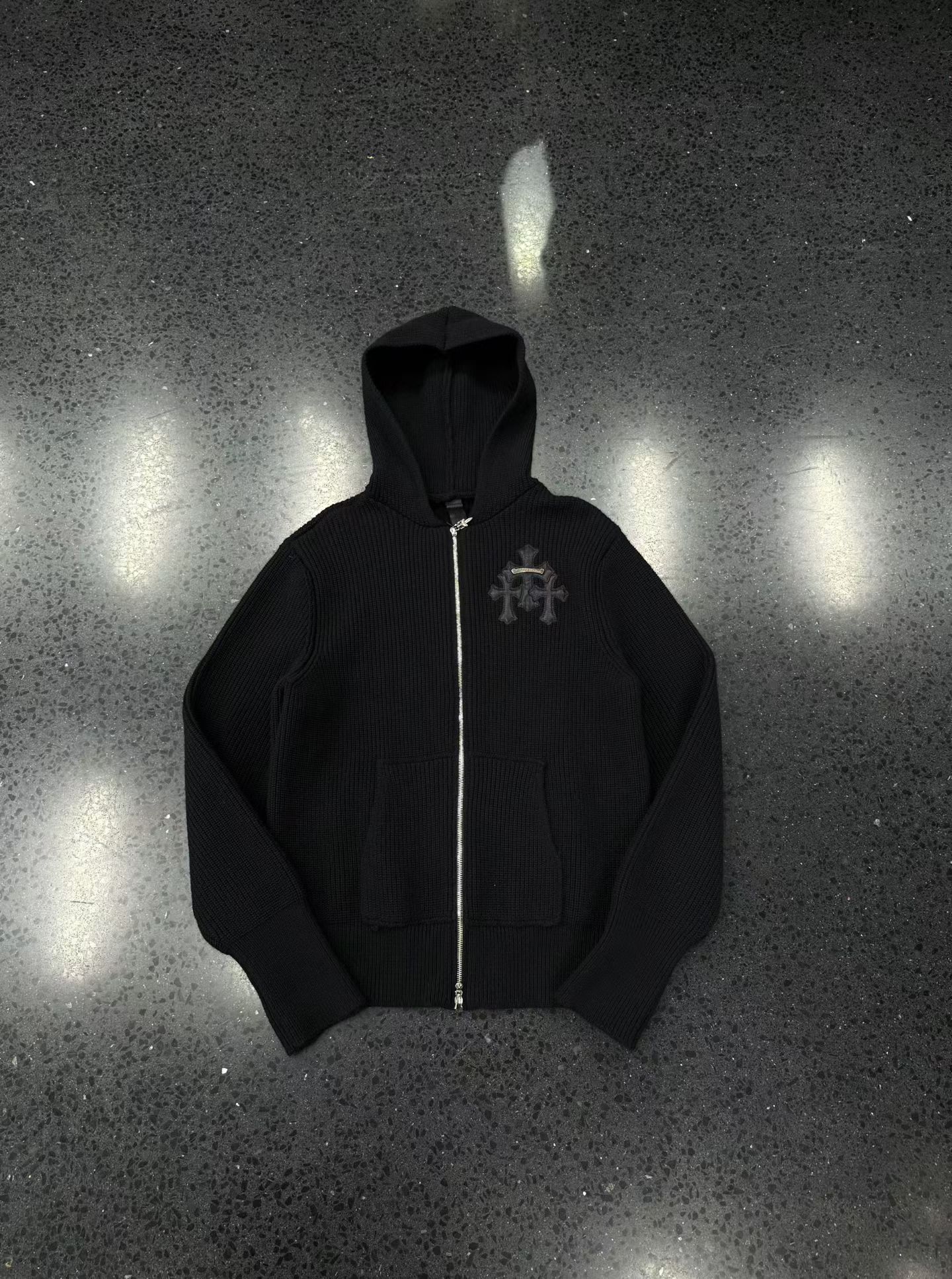 Chrome Hearts ครอส✝️ เสื้อฮู้ดซิปแคชเมียร์สีดำ รูปที่ 1
