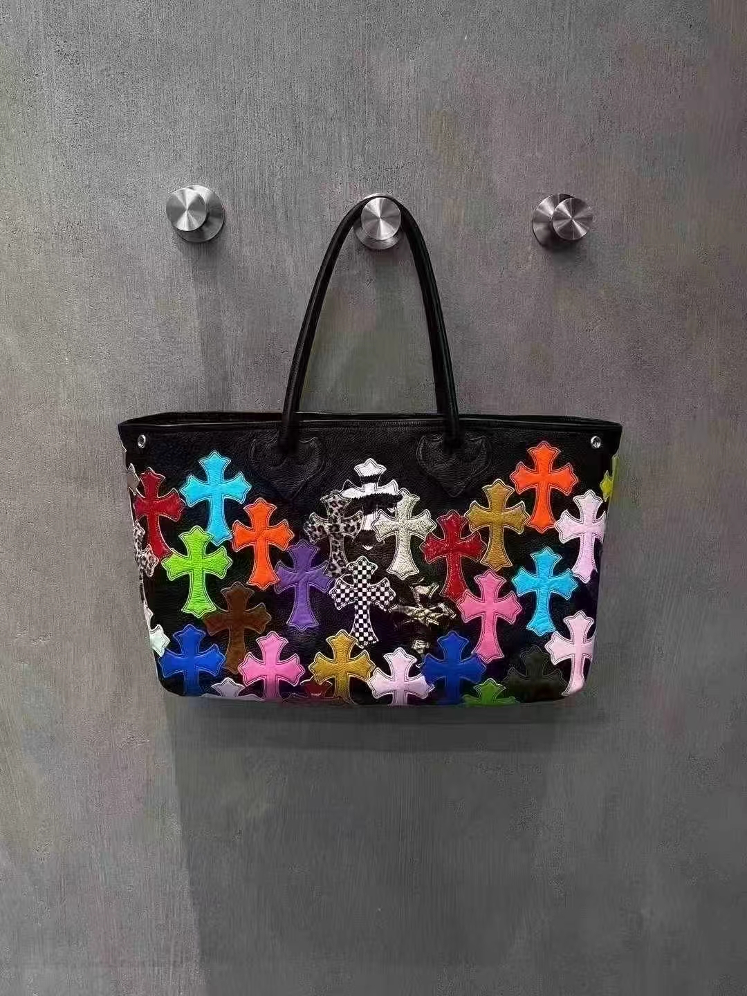 Chrome Hearts ครอสต์หัวใจหลากสี✝กระเป๋า Tote ขนาดใหญ่ รูปที่ 1