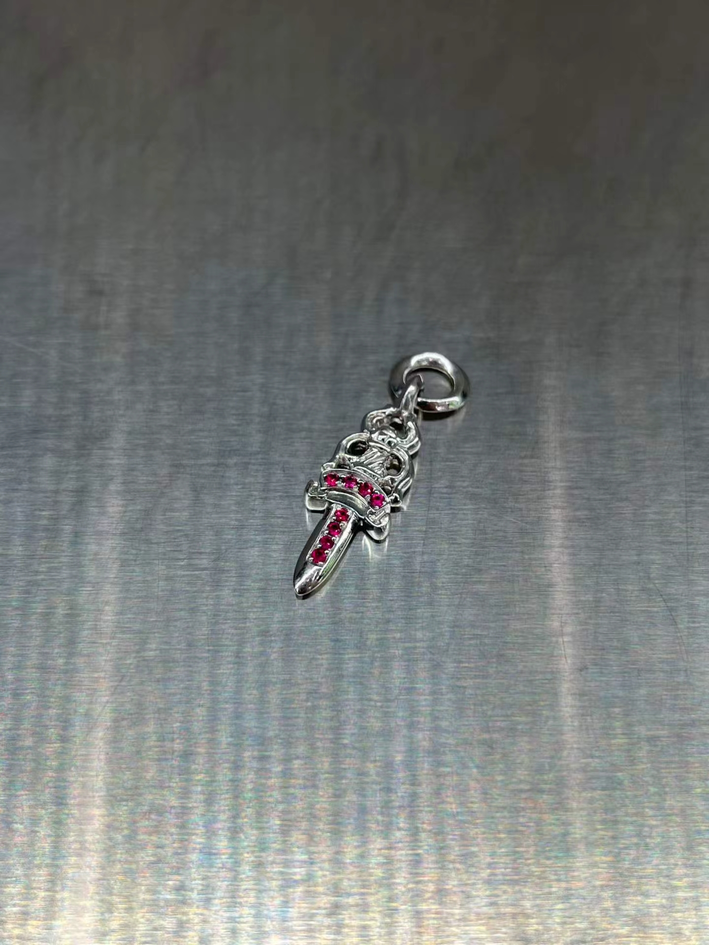 Chrome hearts Crowheart 18K pink diamond dagger🗡Pendant, image 1