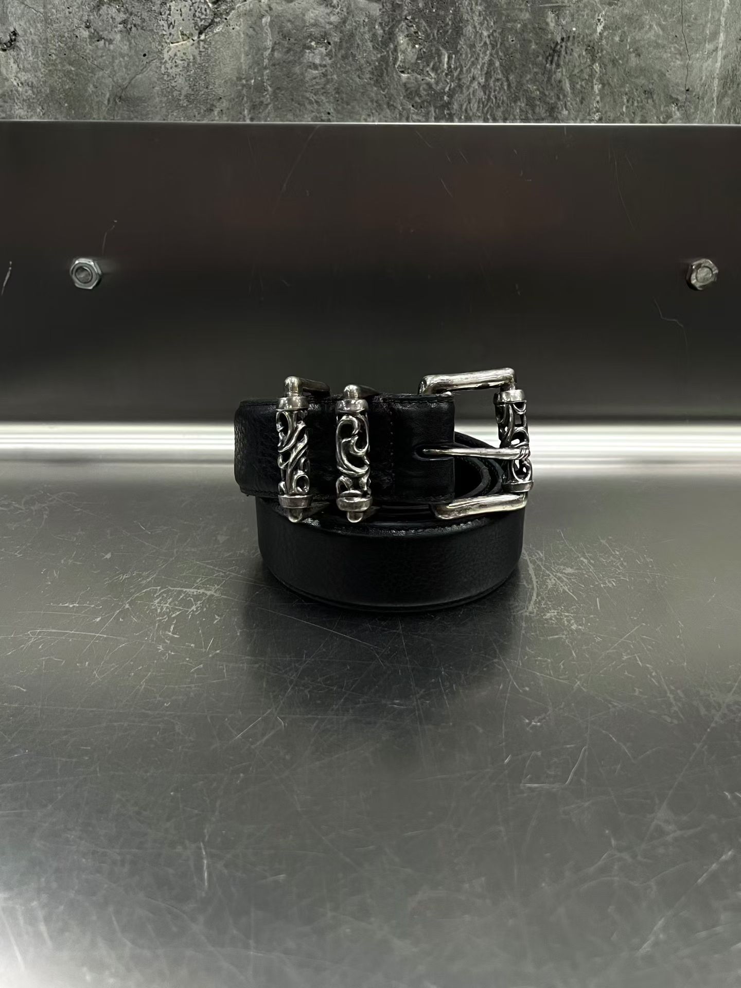 Chrome hearts โครโคหัวใจ925เงินคู่เข็มขัดโรลเลอร์ รูปที่ 1