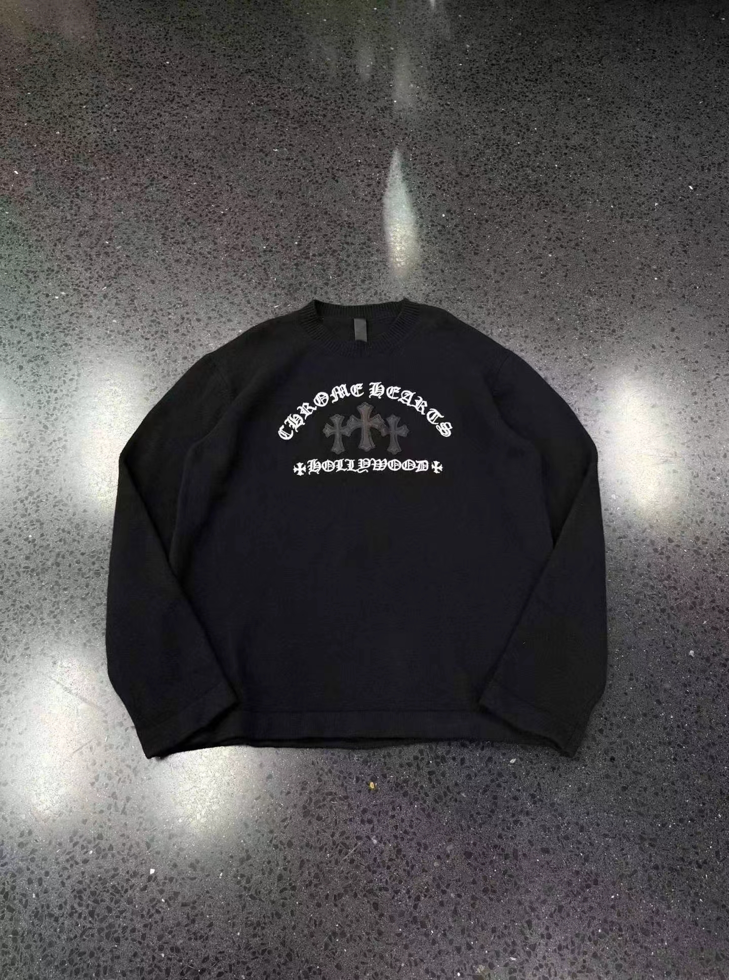Chrome hearts Croheart สามไม้กางเขน✝เสื้อสเวตเตอร์ผ้าขนแกะแบบแปะลายสีดำ รูปที่ 1
