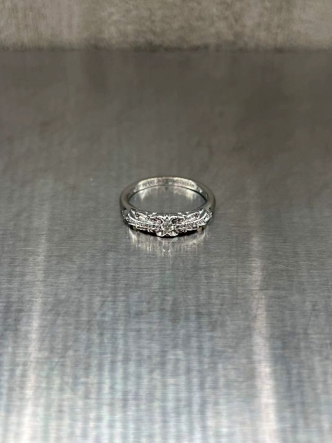 Chrome hearts Croheart 18K แหวนครอสติชเพชรสีขาวรุ่นแคบ