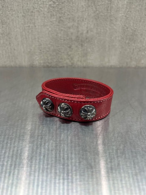 Chrome hearts Croix Heart Cross Flower สร้อยข้อมือหนังสีเบอร์กันดี