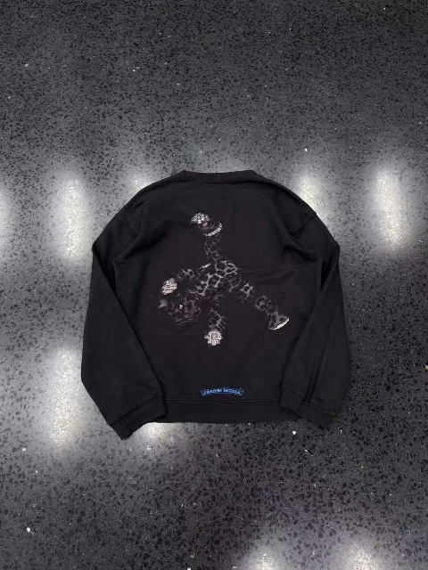 Chrome hearts โครโกหัวใจหมี🧸เสื้อสเวตเตอร์สีดำพิมพ์ลายแมลง